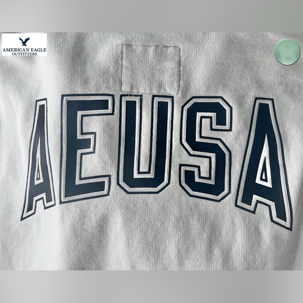 American Eagle Outfitters White Hoodie with Logo size S - Picture 3 of 9